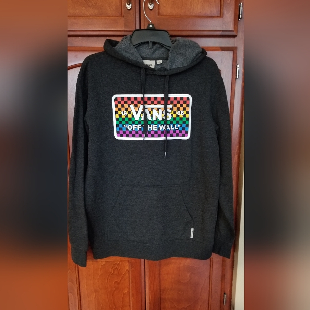 VANS OFF THE WALL 🌈Rainbow Checkered Hooded Sweatshirt-Size Small